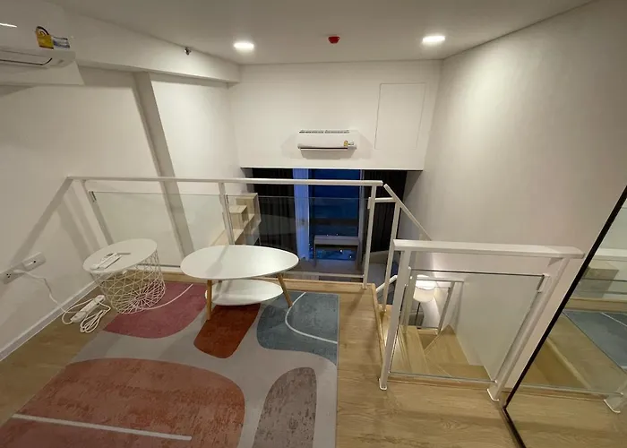Rama9 Loft Life Apartment *